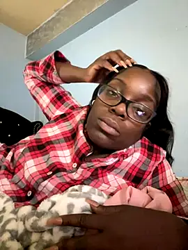 ChocolateBuns101 online show from 12, 11, 2025