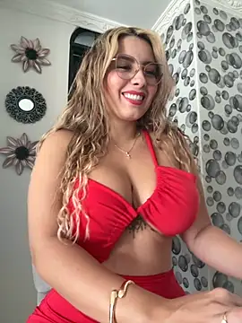 Snapshot of ValeriaHot69 chatting on 16, 10, 2025 ValeriaHot69 online show from 16, 10, 2025