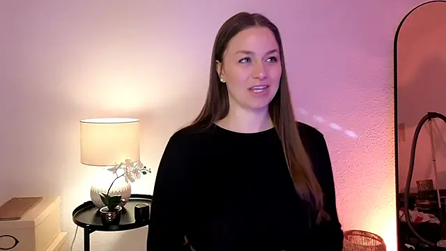 MilaFleur online show from 25, 2, 2025