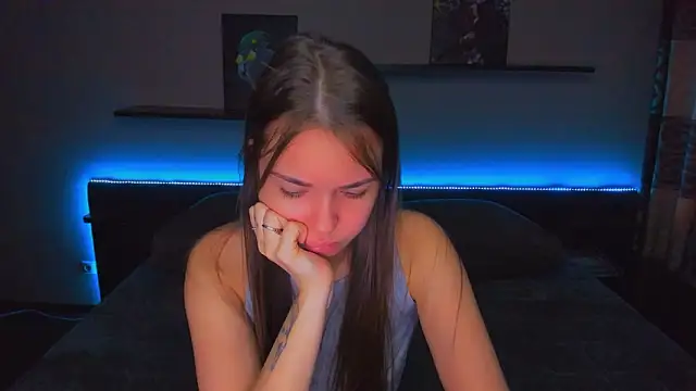 AlexaBarkley online show from 5, 3, 2026