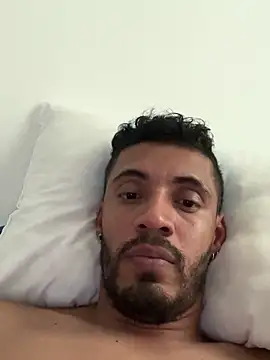 Snapshot of steven_smith05 chatting on 2, 2, 2025 steven smith05 online show from 2, 2, 2025