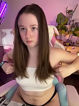 Snapshot of sweetest_pie chatting on 17, 2, 2026 sweetest pie online show from 17, 2, 2026