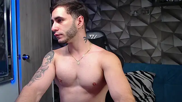 Latino stud4u online show from 3, 10, 2025