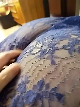 LovlyAnnie online show from 3, 12, 2025