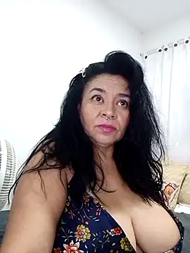 karlablue  online show from 13, 9, 2025