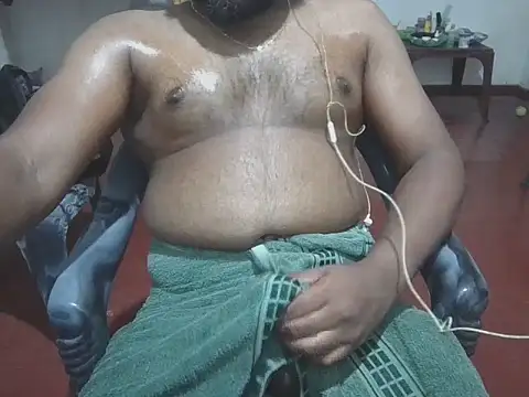 Snapshot of rmshm chatting on 5, 12, 2025 rmshm online show from 5, 12, 2025