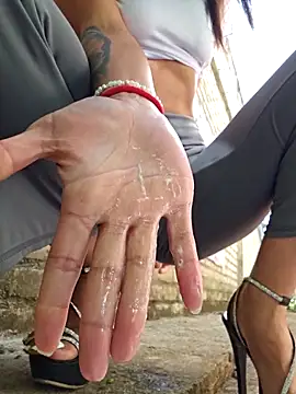 Yuky ta online show from 5, 10, 2025