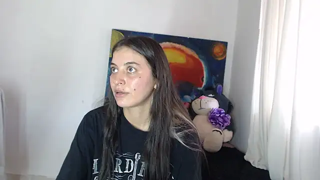 Snapshot of mariecam420 chatting on 13, 11, 2025 mariecam420 online show from 13, 11, 2025