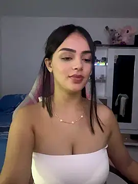 Snapshot of anniehart chatting on 14, 11, 2025 anniehart online show from 14, 11, 2025