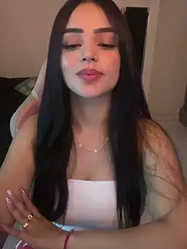 Snapshot of anniehart chatting on 15, 12, 2025 anniehart online show from 15, 12, 2025