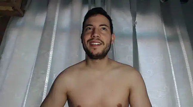 Snapshot of Armando_2002 chatting on 21, 1, 2025 Armando 2002 online show from 21, 1, 2025