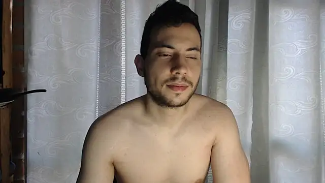 Snapshot of Armando_2002 chatting on 11, 3, 2025 Armando 2002 online show from 11, 3, 2025