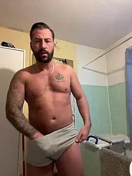 Snapshot of 2guysforu chatting on 7, 2, 2025 2guysforu online show from 7, 2, 2025