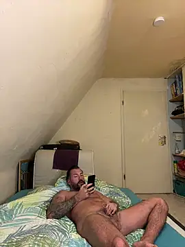 Snapshot of 2guysforu chatting on 23, 2, 2025 2guysforu online show from 23, 2, 2025