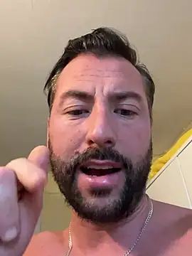 Snapshot of 2guysforu chatting on 26, 2, 2025 2guysforu online show from 26, 2, 2025