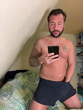 Snapshot of 2guysforu chatting on 3, 3, 2025 2guysforu online show from 3, 3, 2025