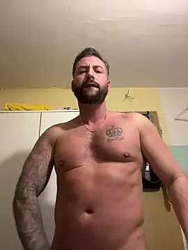 Snapshot of 2guysforu chatting on 5, 3, 2025 2guysforu online show from 5, 3, 2025