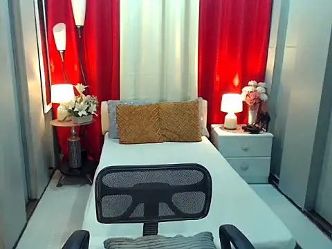 BedtimeMistress online show from 6, 10, 2025