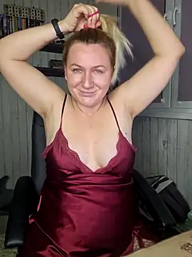 Marushka online show from 15, 12, 2025