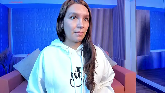 miataylorr1 online show from 1, 2, 2025