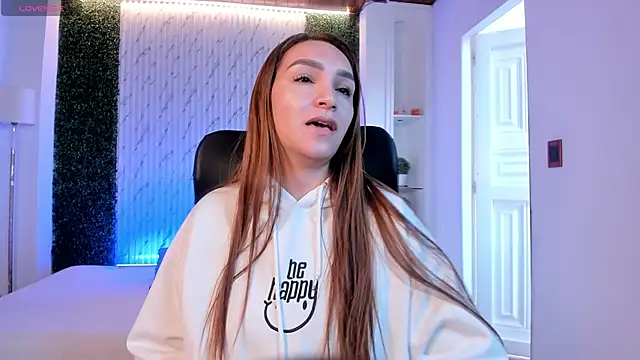 miataylorr1 online show from 21, 10, 2025