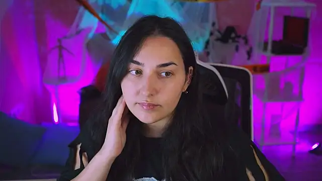 CeceliaJohnson online show from 4, 11, 2025