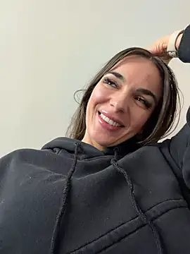 Snapshot of Bad_Giorgia chatting on 19, 10, 2025 Bad Giorgia online show from 19, 10, 2025