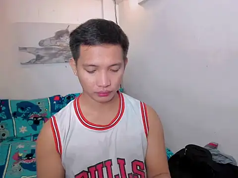 Snapshot of xSebastian19 chatting on 16, 12, 2025 xSebastian19 online show from 16, 12, 2025