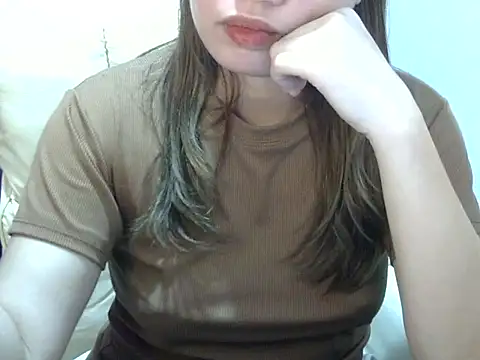 Snapshot of ___zurIII09_ chatting on 23, 10, 2025 zurIII09 online show from 23, 10, 2025