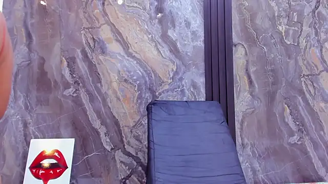 Snapshot of HellenJohansson chatting on 13, 3, 2025 HellenJohansson online show from 13, 3, 2025