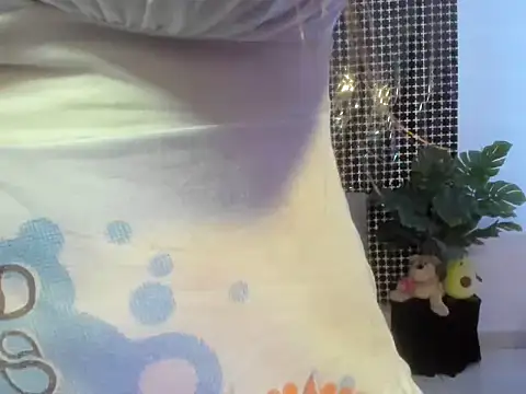 lorenitabella online show from 30, 11, 2025