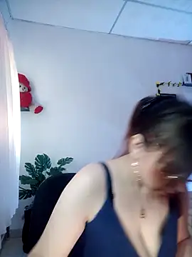 lorenitabella online show from 3, 3, 2026