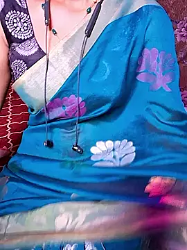 Snapshot of XBHUUME chatting on 11, 3, 2026 XBHUUME online show from 11, 3, 2026