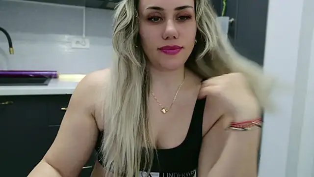 Snapshot of Annyfit4you chatting on 3, 3, 2025 Annyfit4you online show from 3, 3, 2025