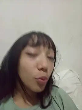 Snapshot of Karmakuro chatting on 28, 3, 2026 Karmakuro online show from 28, 3, 2026