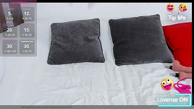 Snapshot of wildangeloflove chatting on 29, 10, 2025 wildangeloflove online show from 29, 10, 2025