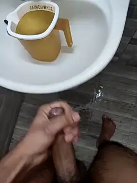 Snapshot of BiggDse chatting on 28, 1, 2025 BiggDse online show from 28, 1, 2025