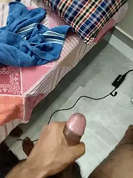 Snapshot of BiggDse chatting on 28, 2, 2025 BiggDse online show from 28, 2, 2025