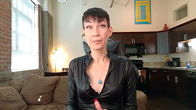 EveEnigma online show from 26, 9, 2025