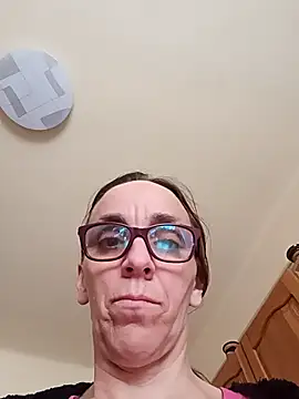 Snapshot of Dettybitch40 chatting on 20, 10, 2025 Dettybitch40 online show from 20, 10, 2025