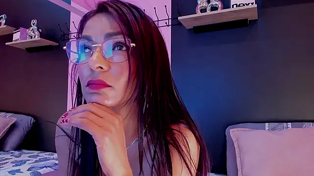 HannaPetit online show from 26, 1, 2025