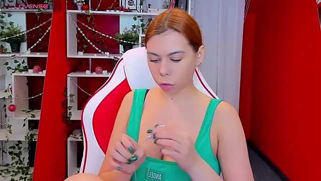 KateCloud online show from 2, 1, 2025