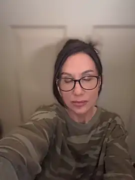 Fiona Kent  online show from 20, 12, 2024