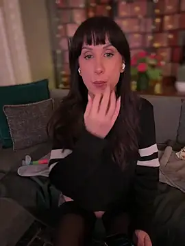 Snapshot of Fiona_Kent_ chatting on 8, 3, 2026 Fiona Kent online show from 8, 3, 2026