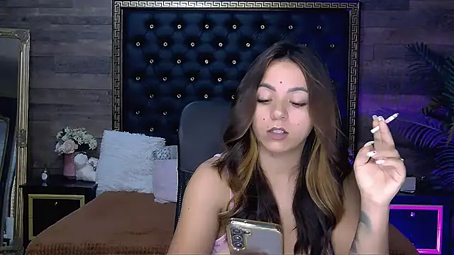 PlayfulElla online show from 31, 10, 2025