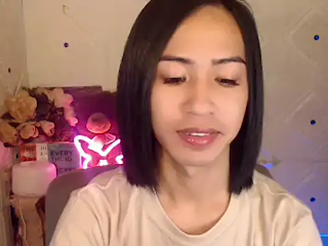 Lemonadexxx online show from 28, 2, 2025