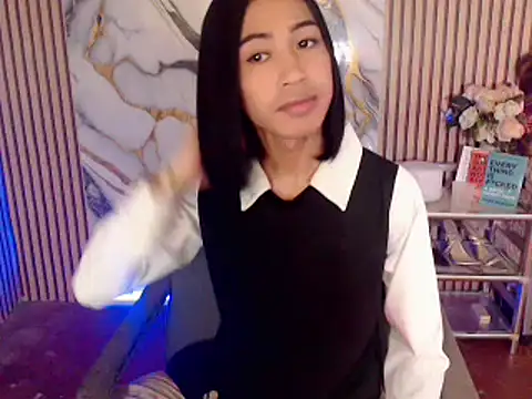 Lemonadexxx online show from 12, 3, 2025