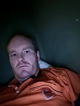 Snapshot of Janssen88 chatting on 6, 11, 2025 Janssen88 online show from 6, 11, 2025