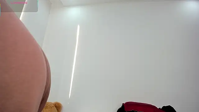 Snapshot of karlyn_angels chatting on 25, 3, 2026 karlyn angels online show from 25, 3, 2026