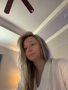 Snapshot of Vivian_MayXxX chatting on 23, 3, 2026 Vivian MayXxX online show from 23, 3, 2026